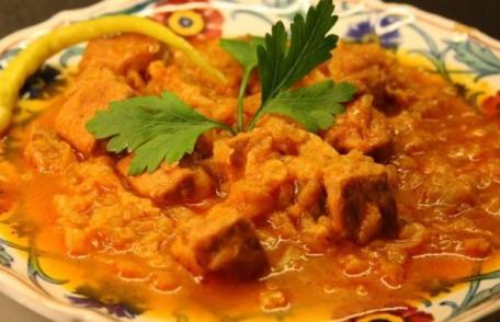 Mâncare de varză cu carne de porc