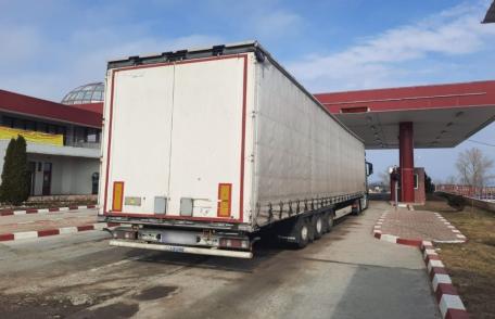 Ansamblu rutier cu documente false oprit din drumul spre R. Moldova - FOTO