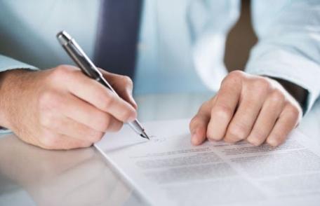 CJ Botoșani: S-a semnat contractul pentru modernizarea drumului de la Prăjeni