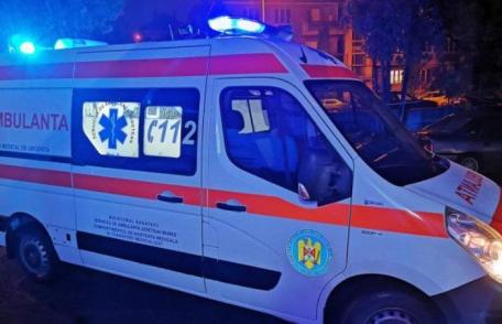 Accident mortal! O botoșăneacă și fiul ei au fost loviți în plin de un autoturism după ce au traversat neregulamentar