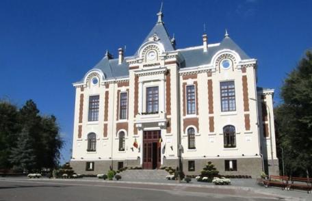 Primăria Dorohoi: Anunţ privind aprobarea PUZ - Înființare fermă reproducție și prepararea furajelor