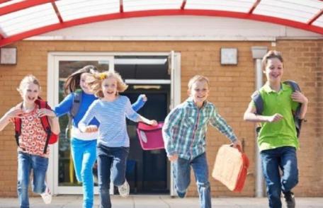 Este oficial! Vacanța de primăvară va fi în perioada 2 aprilie-4 mai. Anul școlar se va încheia în 25 iunie