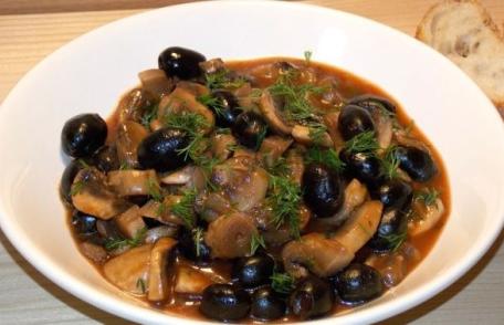 Mâncărică de ciuperci cu măsline - de post