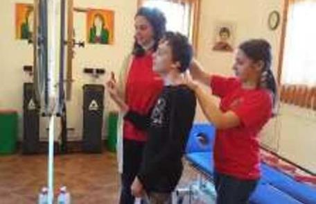Asociația „Freamăt de speranță” - Alături de copii cu dizabilități