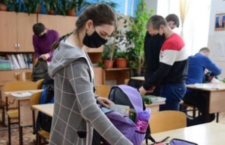 Noile condiții în care se reiau cursurile în școli după vacanța de Paște