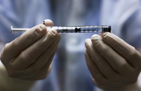 Începe vaccinarea în cabinetele medicilor de familie. Ce ser anti-COVID vor putea alege românii