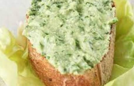 Cremă de brânză cu spanac