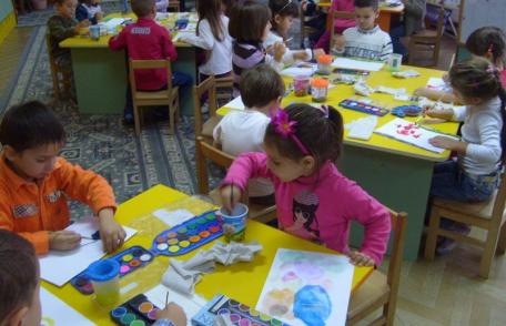 Gradiniţa nr. 7: „Toti copiii zâmbesc la fel”