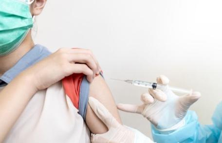 Copiii cu vârsta de 12 ani și peste se pot vaccina anti-Covid începând de miercuri