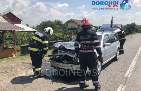 Accident în Dealu Mare – Dorohoi. Impact între două mașini după o neatenție în trafic - FOTO