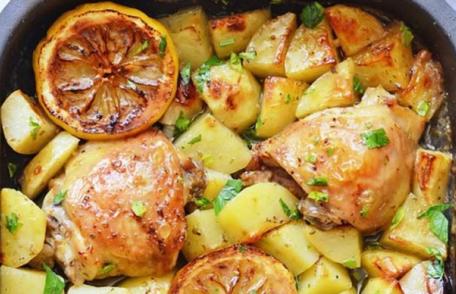 Pulpe de pui cu lămâie și cartofi