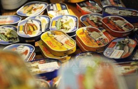Consumul regulat din conserve crește riscul de cancer