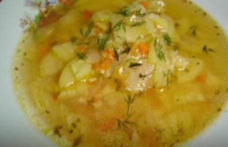 Ciorbă de dovlecei cu iaurt