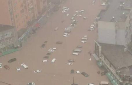 25 de persoane și-au pierdut viața într-o provincie din China, afectată de precipitaţii văzute „o dată la o mie de ani”