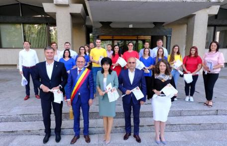 Imnul „Deșteaptă-te, române!” cinstit de social-democrații botoșăneni - FOTO