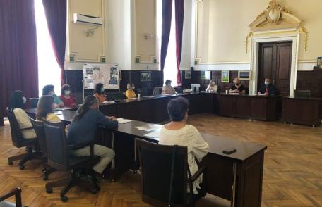 Proiectul „LA ŞCOALĂ CU BUCURIE” implementat la Dorohoi a fost finalizat cu succes - VIDEO / FOTO