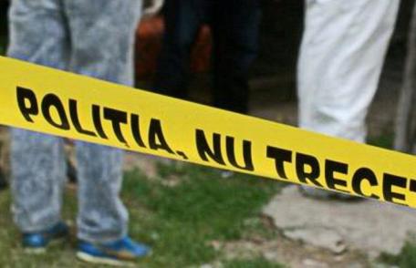 Bărbat găsit fără suflare pe marginea unui drum din Dumeni