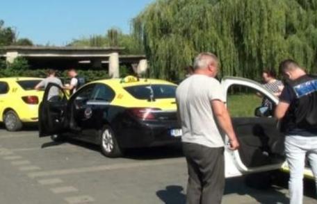 Primăria Dorohoi: Anunţ privind atribuirea a trei autorizații taxi