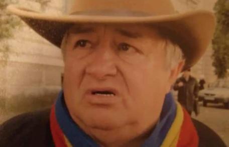 Colectivul Liceului „Regina Maria” alături de familia fostului profesor și director PUIU IOAN