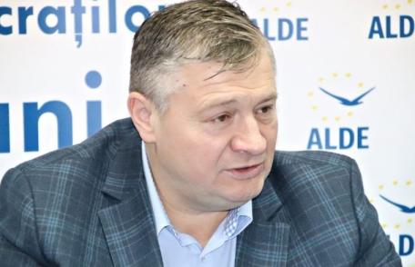 TURCANU vrea UNIREA partidelor de Opoziţie!