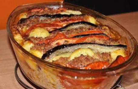 Sufleu de vinete cu carne tocată