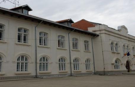 Liceul Tehnologic „Alexandru Vlahuță” Șendriceni va primi 200.000 lei pentru investiții