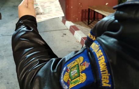 Vize false cumpărate cu 1.500 de dolari