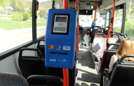 Veteranii şi pensionarii vor primi legitimaţii de transport de tip card. Lege promulgată de Klaus Iohannis