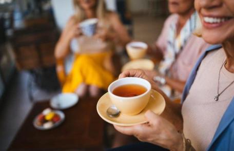 Cinci lucruri pe care să nu le mai faci niciodată dupa masă