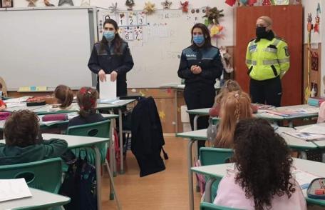 Elevii botoșăneni față în față cu polițiștii