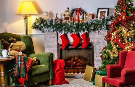 Obiceiuri ciudate de Crăciun: În timp ce unii împodobesc bradul, alții ascund măturile sau mănâncă piele crudă de balenă