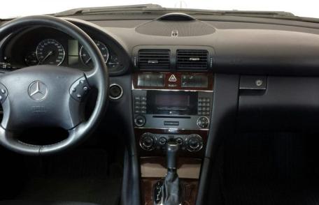 Mașini vândute de ANAF la prețuri excepționale