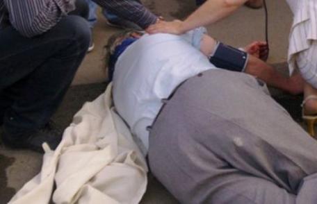 Accident la Dersca. Bătrân lovit de un șofer neatent!