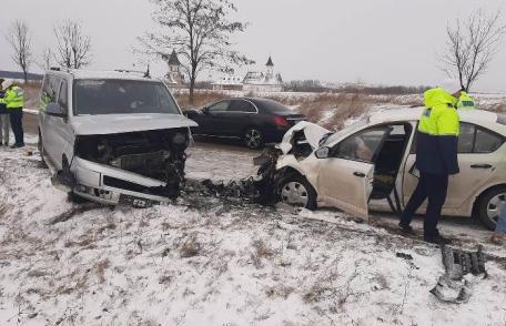 Patru persoane rănite în urma unui accident rutier produs la Zosin - FOTO