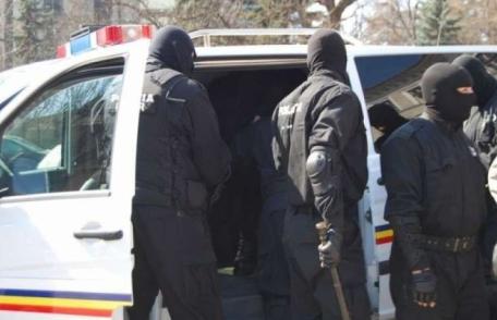 Percheziții domiciliare în Botoșani și Flămânzi la persoane bănuite de contrabandă