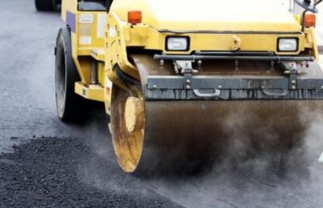 Investiție de peste 1,6 milioane de lei pentru asfaltarea drumurilor din comuna Mihăileni