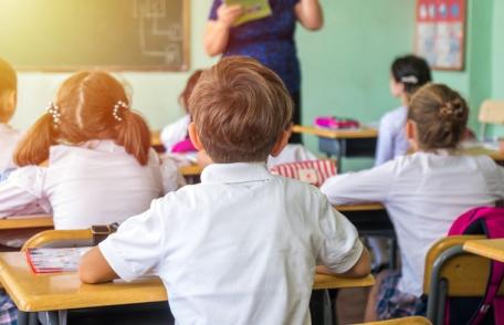 O nouă vacanţă pentru elevi, luată în calcul. Structura anului şcolar ar putea fi schimbată