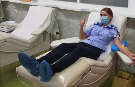 Misiune pentru viaţă! Jandarmii botoșăneni donează sânge