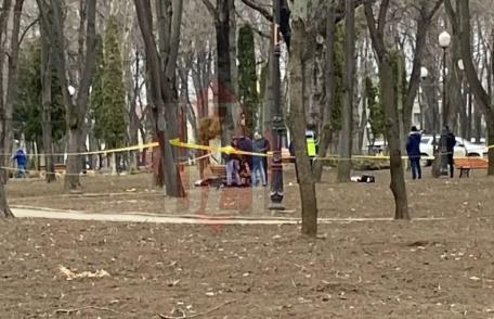 Tânăr găsit împușcat în cap în Parcul Copou din Iași! Se presupune că este un polițist din județul Botoșani