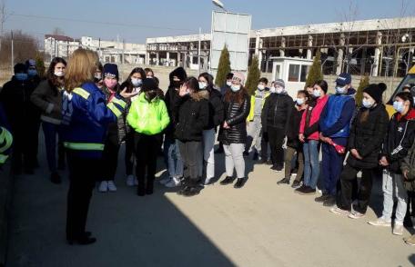 Proiectul educațional „Apa în viața noastră” desfășurat în mai multe unități de învățământ din județ - FOTO