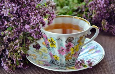 Ceaiul care combate insomnia, depresia dar și fumatul