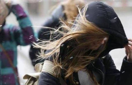 Informare meteo de vânt, instabilitate atmosferică și răcire accentuată