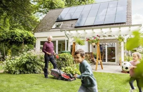 Panourile fotovoltaice, soluția „verde” pentru facturi mai mici cu 90%