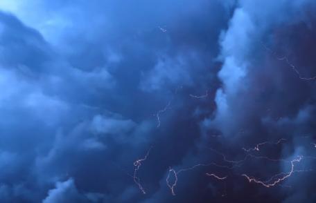 Meteorologii anunță COD GALBEN de instabilitate atmosferică pentru județul Botoșani