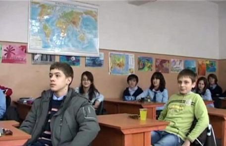 Elevii chiulangii, rămaşi fără alocaţie