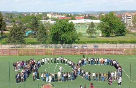 Liceul „Regina Maria” Dorohoi - Un secol de existență, 100 de trepte spre cunoaștere și performanță - FOTO