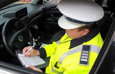 Bărbat reținut pentru conducere fără permis și refuz pentru stabilirea alcoolemiei