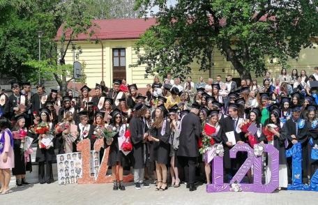 Anii de liceu cu emoții la… Colegiul Național „Grigore Ghica” din Dorohoi - FOTO