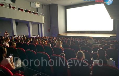 Dimineața de sâmbătă a început cu un film pe cinste pentru copiii dorohoieni - FOTO