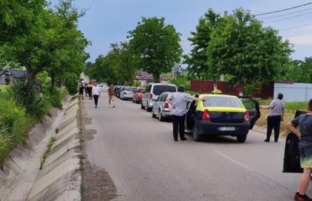 Carambol cu trei mașini pe un drum din Botoșani! Șase persoane au ajuns la spital